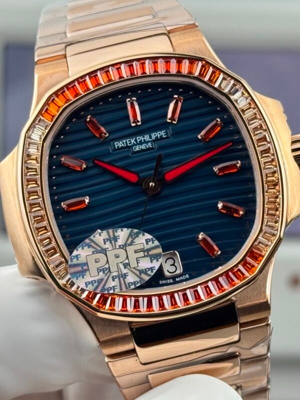 Patek philippe Nautilus cal .324sc -35.2mm