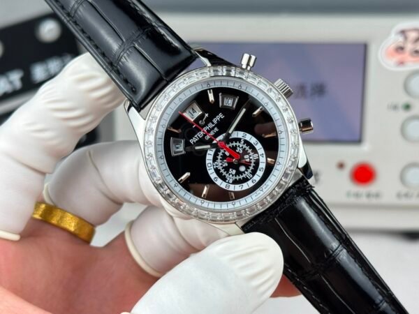 Patek philippe 5905R -010/12 CAL,240