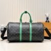 This M26434 M41416 Keepall Bandouliere 45 travel bag is made of Monogram Eclipse canvas. Dimensions: 45 x 27 x 20 cm.